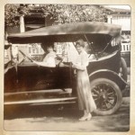 friends parting after a nice visit, I think (1929)
