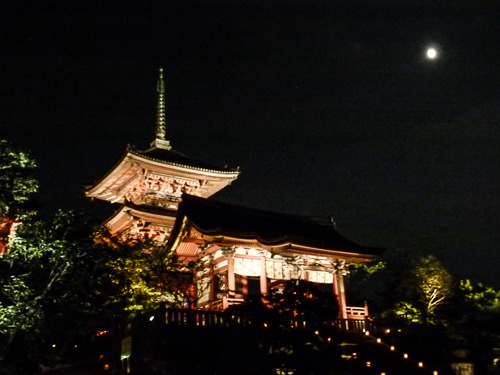 Kiyomizudera and Moon