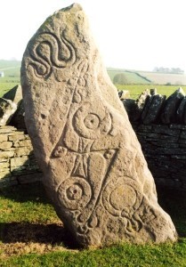 418px-Aberlemno_Pictish_Stone_-_geograph.org.uk_-_4357