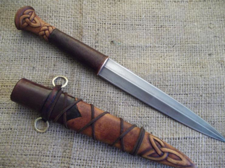 This is the perfect example of how Pinterest helps. This gorgeous Celtic motif Witches Dagger is made by Bladesmith Jeff Helmes. I wanted to buy it, buy Aussie Customs had other ideas... please click on the image to go to his Facebook page. If you are a fantasy, historical or crime writer, you will love him.