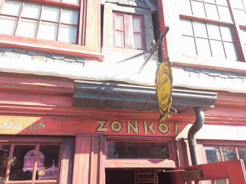 Zonko's Closed and more Wizarding World news in this week's PotterWatch (photos by Seth Kubersky)