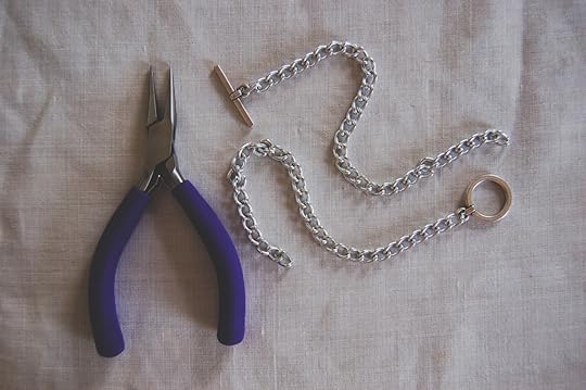 Easy Fabric Motif Statement Necklace