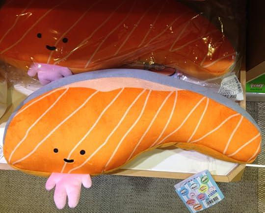 Ooh, raw fish! Snuggleh.