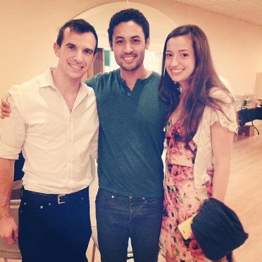 541917_10203519320123341_143184884_n