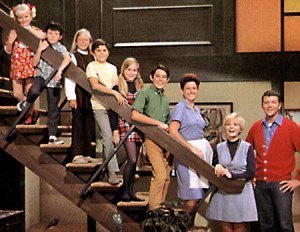brady_bunch_onstai-9494