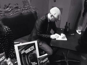 signing