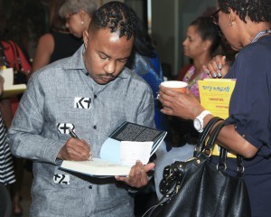 Me signing