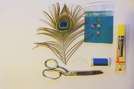 DIY Peacock & Diamonte Hair Accessory Made Peachy