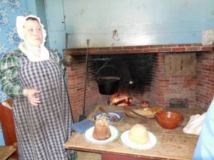 Small House - making sugar & donuts 300