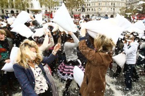 1333815844-national-pillow-fight-day-2012--trafalgar-square-united-kingdom_1146081