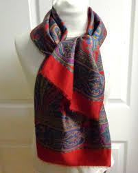 I Googled sexscarf and this came up. Does this look like a sexscarf to you guys?