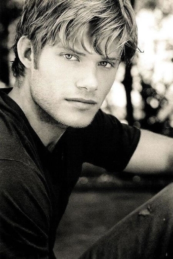  photo a8e42d81b84cd113a1d915982352a05c_zpsf0988212.jpg