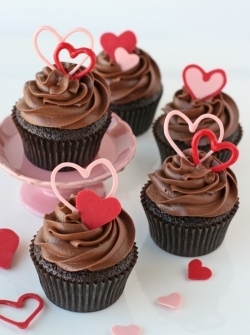  photo 22-pinterest-dailycom-Chocolate-Valentinersquos-Heart-Cupcakes-500x670_zpsfd601634.jpg