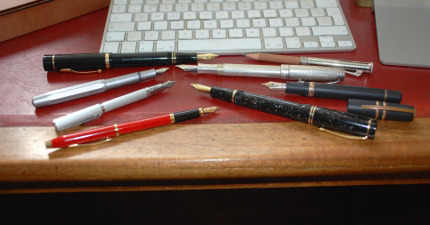 Kaweco, Cult, Cross, Visconti, three Conway Stewarts ... heavenly tools!