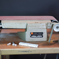 Vintage_Sanger_Top_View