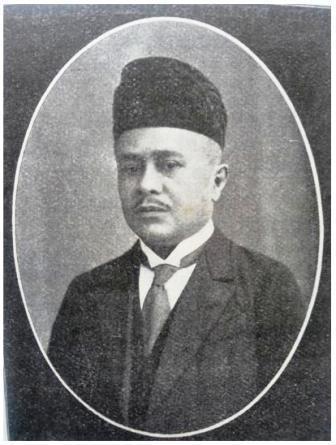 fc4fc2690ea6a74e91cf65a0456c56f5_minang-saisuak-lanjumin-gelar-datuak-tumangguang