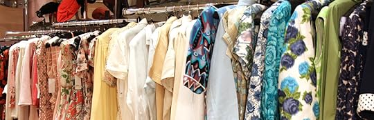 MelaMela Finding Vintage Sewing Patterns Made Peachy