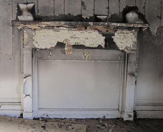 luray-house-fireplace-web