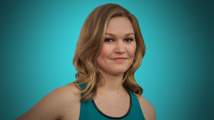 julia-stiles-hed-2013