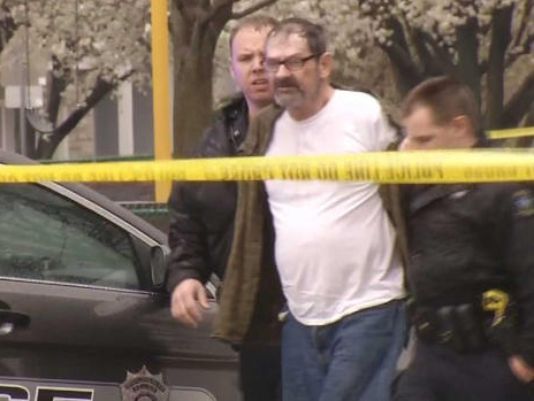 1397464018000-kansassuspectcrop