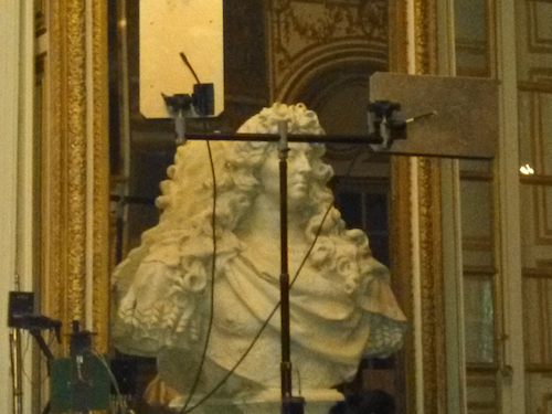 Bust of Louis XIV contemplating technology