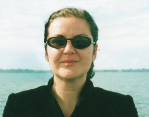 Elle Author Pic