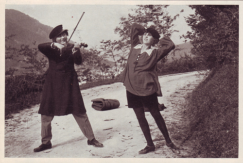 133 Paul Wegener & Lyda Salmonova_Cigaretten Bilderdienst Altona-Bahrenfeld (Vom Werden deutscher Filmkunst. Der Stümme Film; 133)