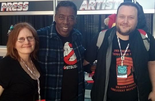 We meet Ernie Hudson I look awkward trying to show Tristan in the picture.