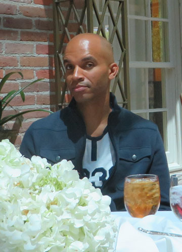 Kadir Nelson enjoyed Mrs. Beebe's stories about bees on the grounds of the Arkansas Governor's Mansion.