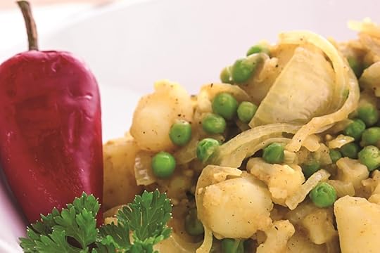 curry potatos and cauliflower