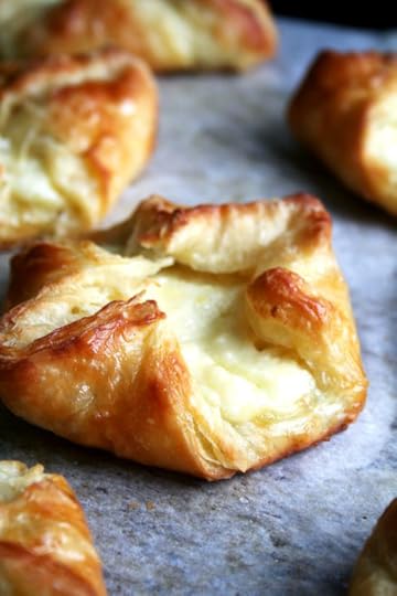 photo cheesedanishes.png