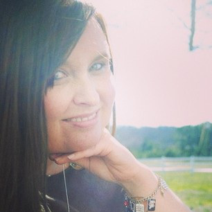 Nicole Author Pic