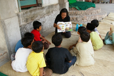 perpustakaan dan buku