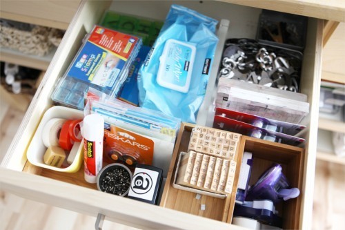 AE_MiddleDrawer