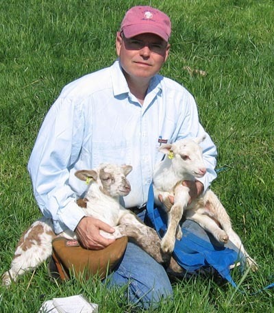 Richard&Lambs lrgx2