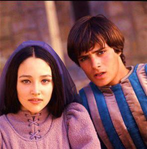 281309_231701583630067_1555943765_n