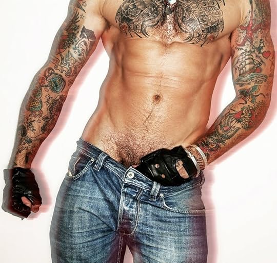 tats and gloves