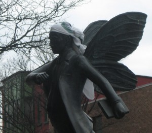 Ithaca - Doo ragged statue 050314