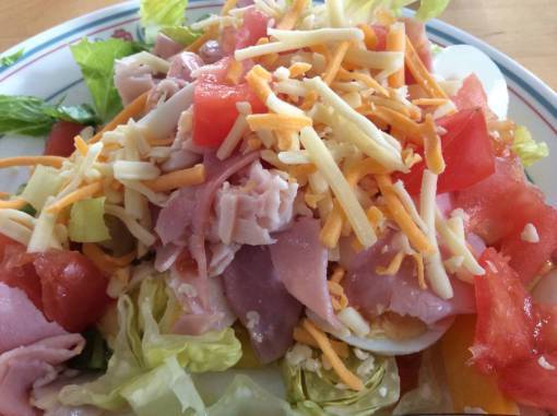 Salad with no dressing 290 calories