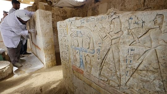 Mideast Egypt Antiqui_Admi (3).jpg