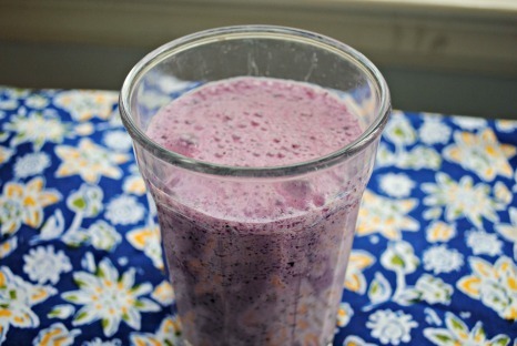 smoothie blueberry blast cropped 466