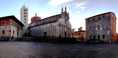 massa_marittima_piazza_duomo1