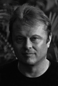 Warren_Fahyx
