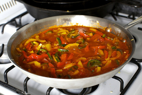 three-pepper shakshuka