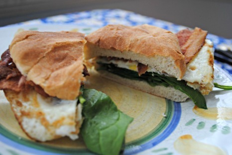 egg sandwich halved cropped
