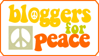bloggers for piece badge