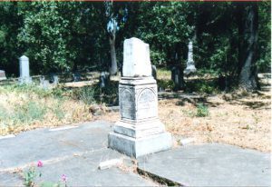 Obelisk in Santa Rosa Rural Cemetery