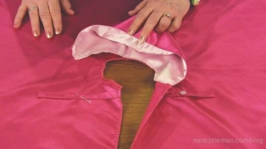 How to sew a child's cape