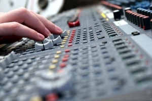 sound mixer 1391932 m ‘Occult Voices’ CD Set Contains Audio Recordings of Alleged Paranormal Activity