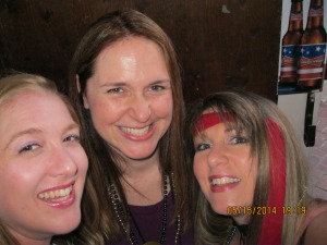 They take more selfies. (Eliza, Anne Marie Becker & me)